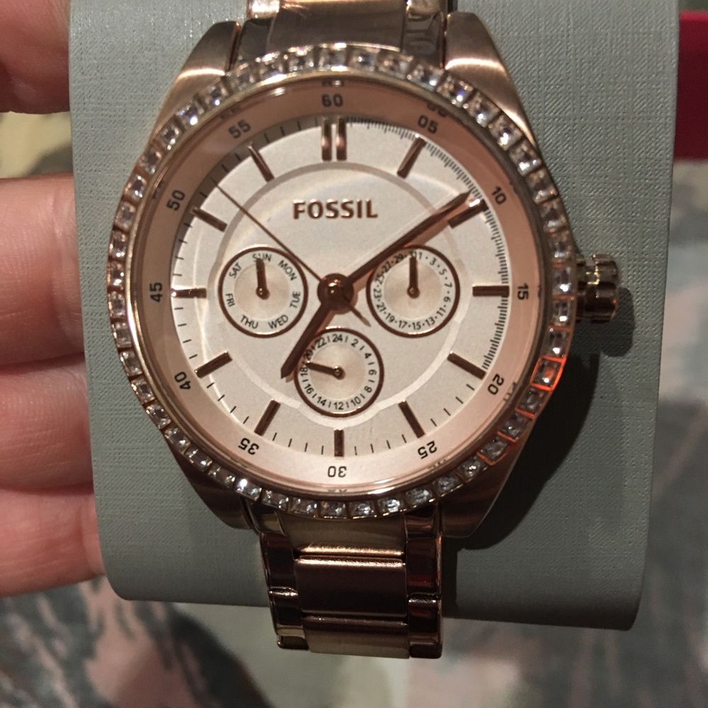 Fossil Women’s Carissa Rose Gold Watch BQ1436 NWT